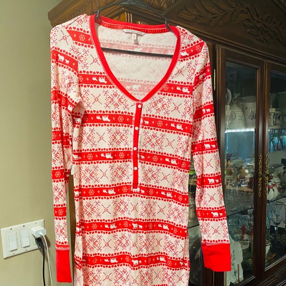 Victoria's Secret Other - VS Christmas Red Thermal Night Shirt EUC NWOT 🌸